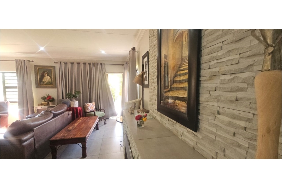 3 Bedroom Property for Sale in Hillcrest Northern Cape